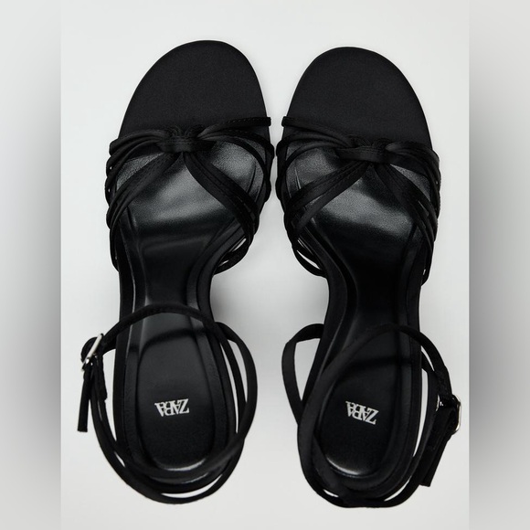 ZARA KNOTTED STRAPPY SANDALS - Picture 7 of 9